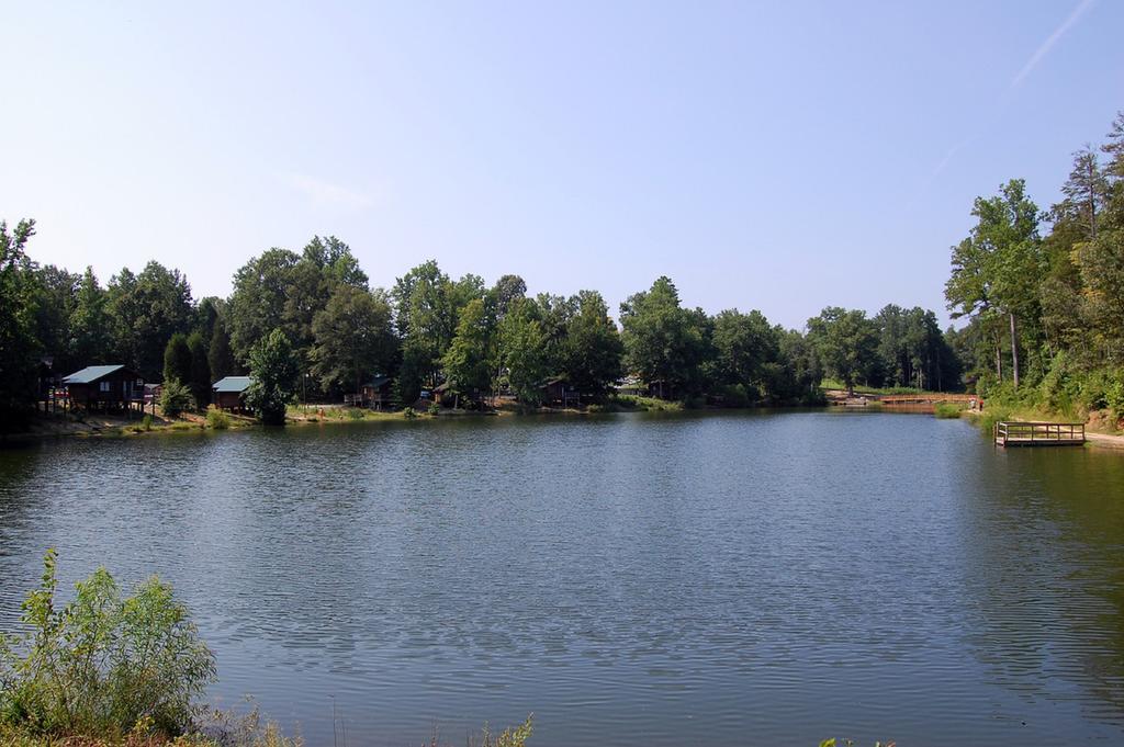 Forest Lake Camping Resort Lakefront Cabin 8 Advance Exterior foto